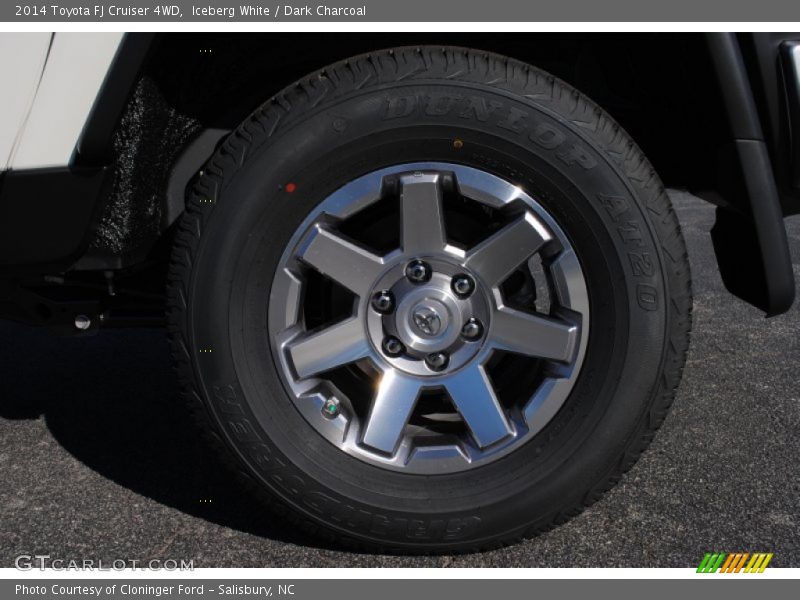Iceberg White / Dark Charcoal 2014 Toyota FJ Cruiser 4WD
