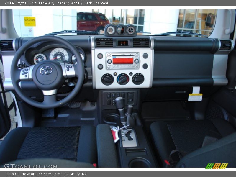 Iceberg White / Dark Charcoal 2014 Toyota FJ Cruiser 4WD
