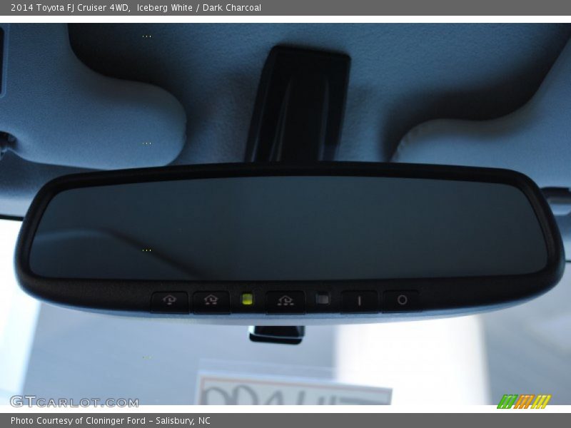 Iceberg White / Dark Charcoal 2014 Toyota FJ Cruiser 4WD