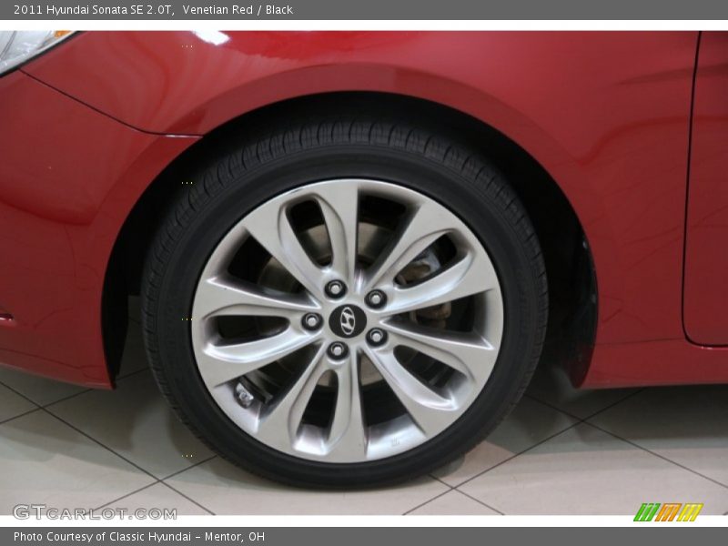Venetian Red / Black 2011 Hyundai Sonata SE 2.0T
