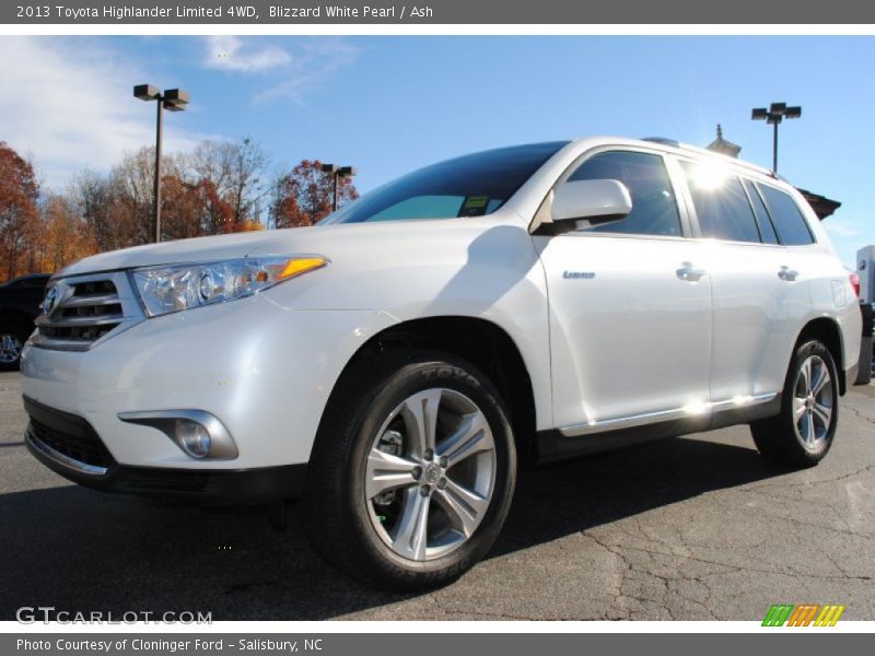 Blizzard White Pearl / Ash 2013 Toyota Highlander Limited 4WD