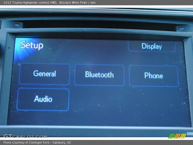 Blizzard White Pearl / Ash 2013 Toyota Highlander Limited 4WD