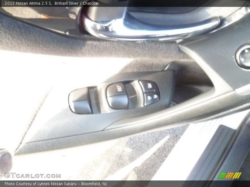 Brilliant Silver / Charcoal 2013 Nissan Altima 2.5 S