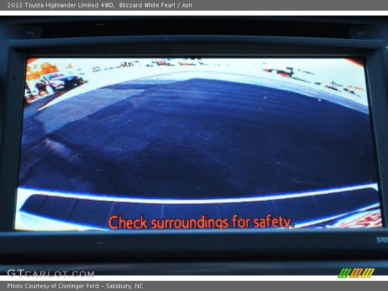 Blizzard White Pearl / Ash 2013 Toyota Highlander Limited 4WD