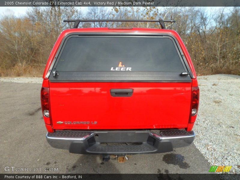 Victory Red / Medium Dark Pewter 2005 Chevrolet Colorado Z71 Extended Cab 4x4