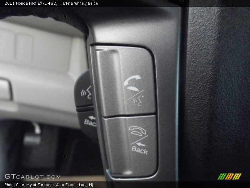 Taffeta White / Beige 2011 Honda Pilot EX-L 4WD