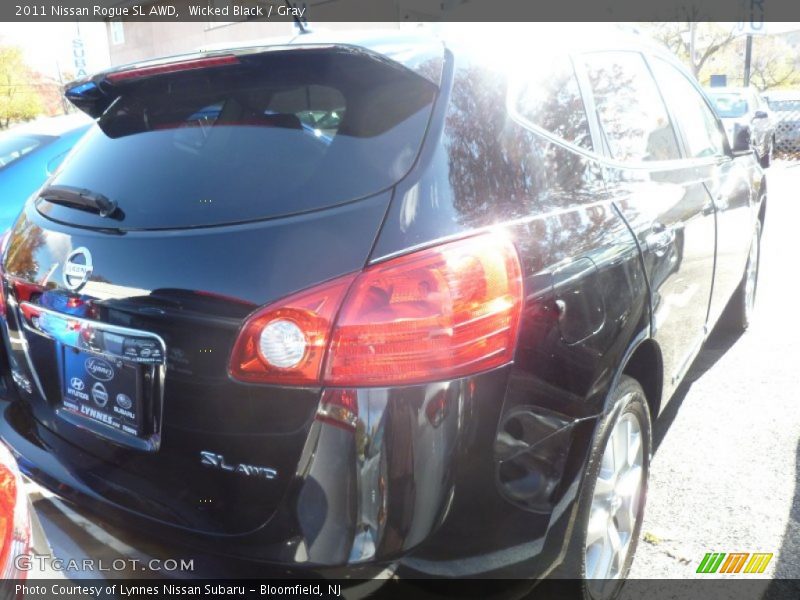 Wicked Black / Gray 2011 Nissan Rogue SL AWD