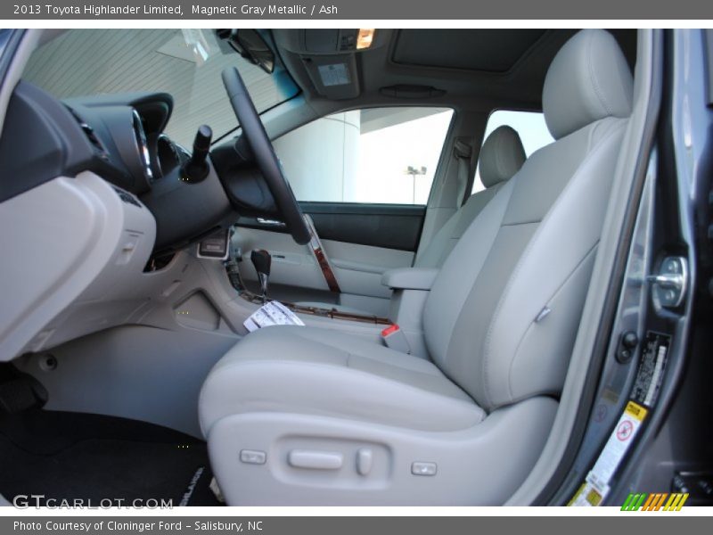 Magnetic Gray Metallic / Ash 2013 Toyota Highlander Limited