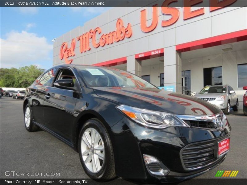 Attitude Black Pearl / Almond 2013 Toyota Avalon XLE