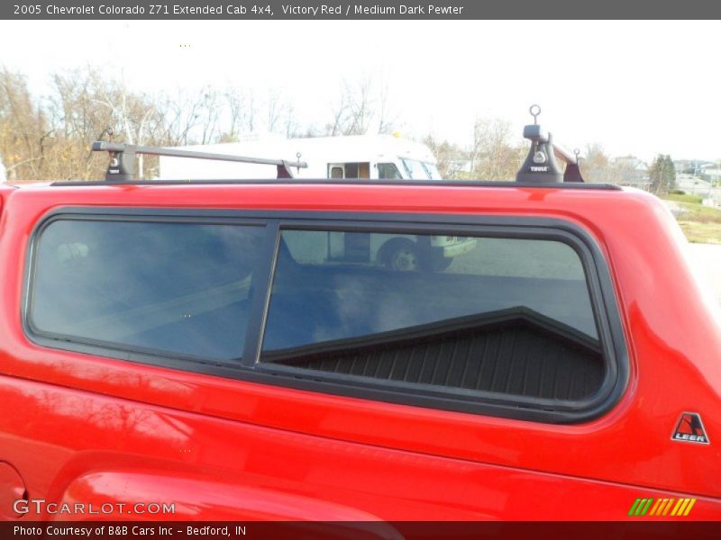Victory Red / Medium Dark Pewter 2005 Chevrolet Colorado Z71 Extended Cab 4x4