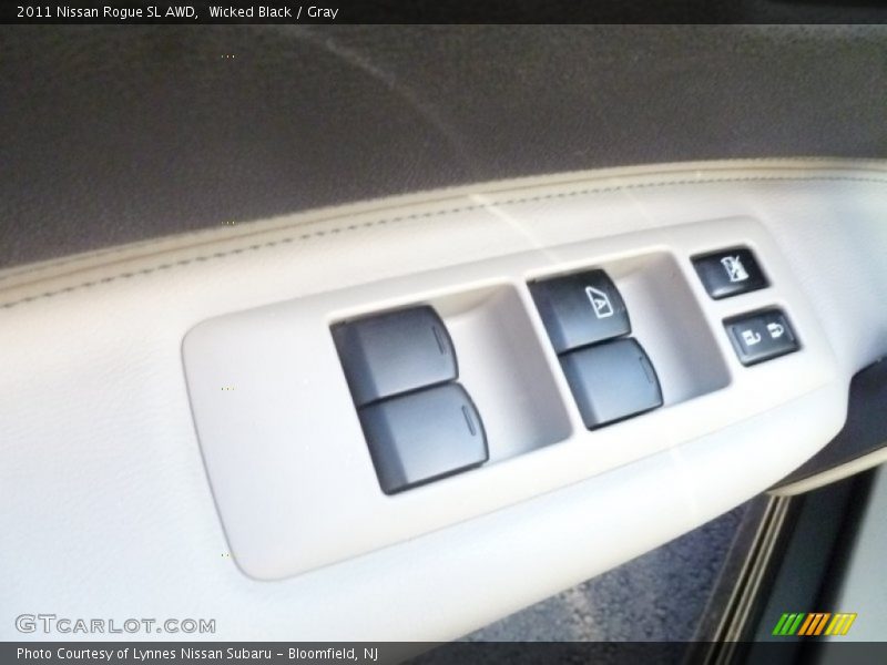Wicked Black / Gray 2011 Nissan Rogue SL AWD