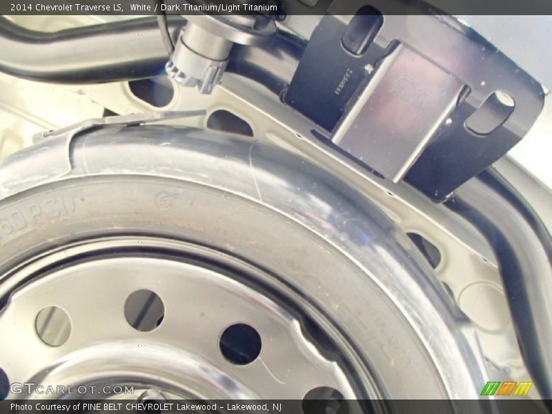 White / Dark Titanium/Light Titanium 2014 Chevrolet Traverse LS