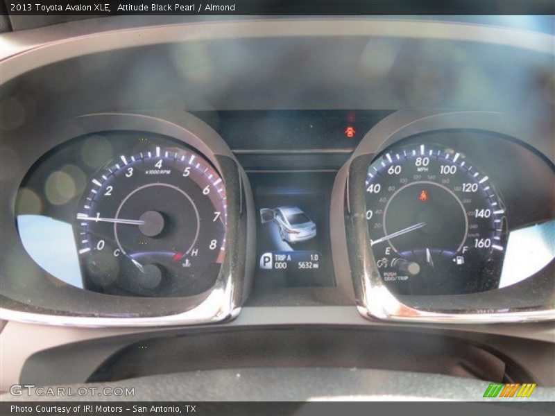 Attitude Black Pearl / Almond 2013 Toyota Avalon XLE