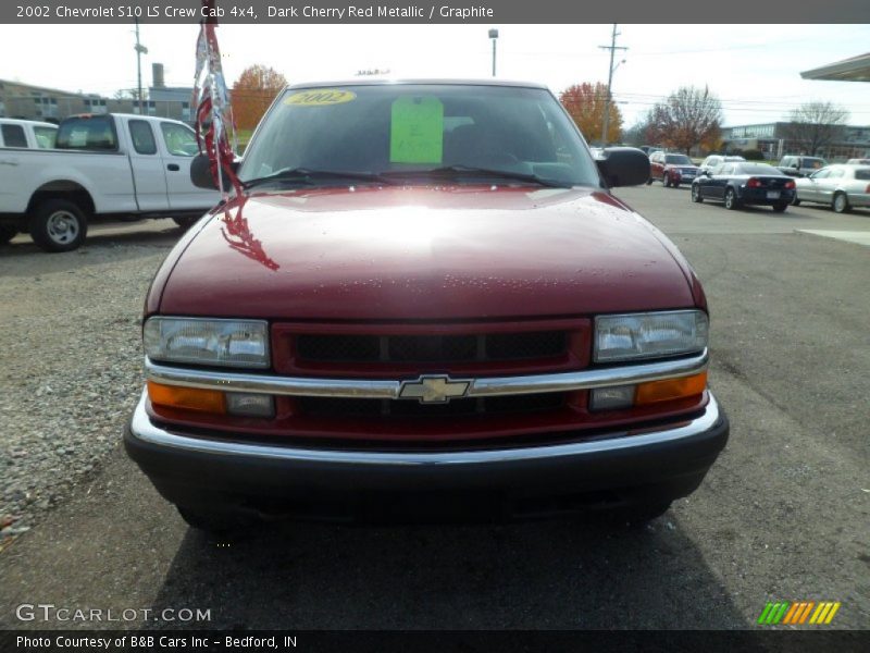 Dark Cherry Red Metallic / Graphite 2002 Chevrolet S10 LS Crew Cab 4x4