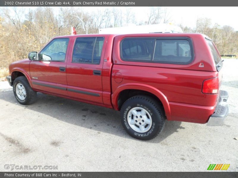 Dark Cherry Red Metallic / Graphite 2002 Chevrolet S10 LS Crew Cab 4x4