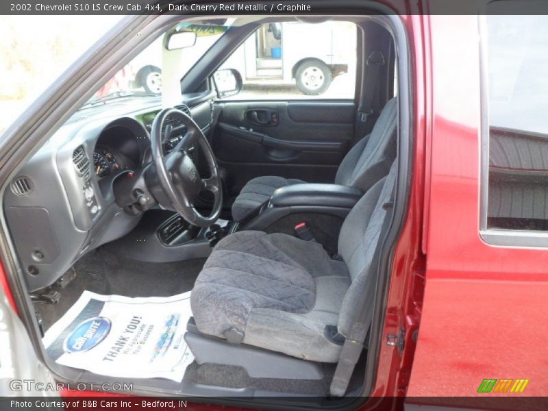 Dark Cherry Red Metallic / Graphite 2002 Chevrolet S10 LS Crew Cab 4x4