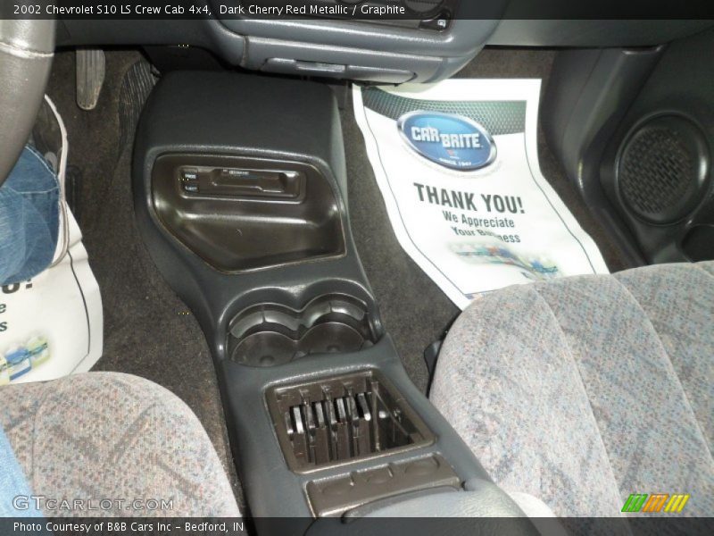 Dark Cherry Red Metallic / Graphite 2002 Chevrolet S10 LS Crew Cab 4x4