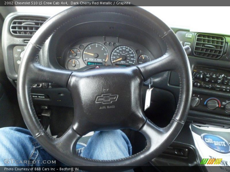 Dark Cherry Red Metallic / Graphite 2002 Chevrolet S10 LS Crew Cab 4x4