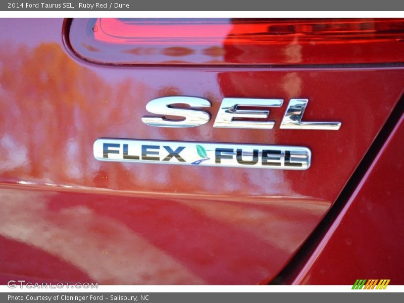 Ruby Red / Dune 2014 Ford Taurus SEL