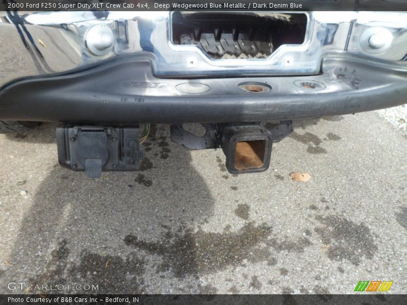 Deep Wedgewood Blue Metallic / Dark Denim Blue 2000 Ford F250 Super Duty XLT Crew Cab 4x4