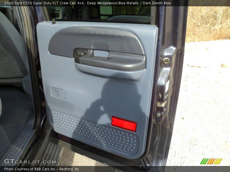Deep Wedgewood Blue Metallic / Dark Denim Blue 2000 Ford F250 Super Duty XLT Crew Cab 4x4
