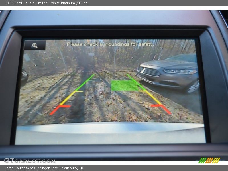 White Platinum / Dune 2014 Ford Taurus Limited