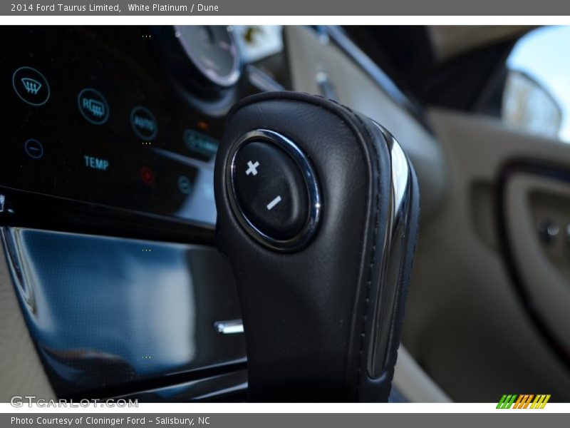White Platinum / Dune 2014 Ford Taurus Limited