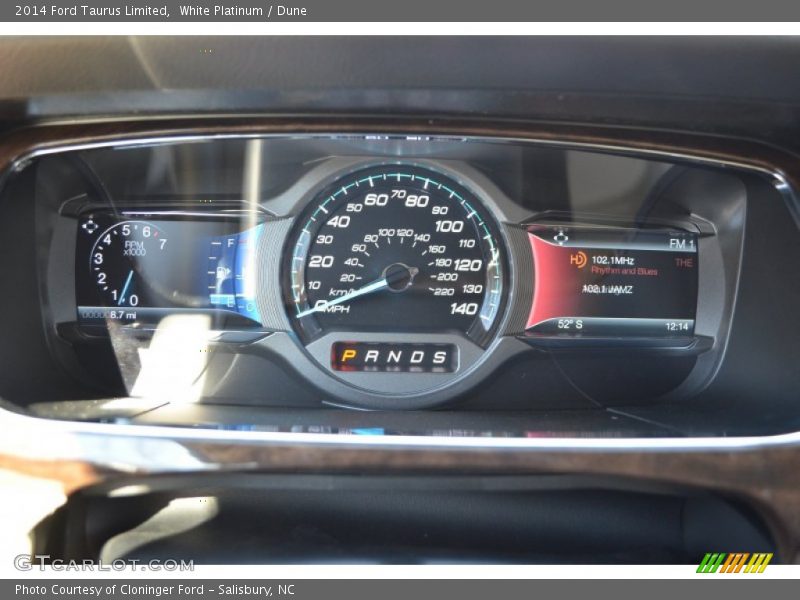 White Platinum / Dune 2014 Ford Taurus Limited