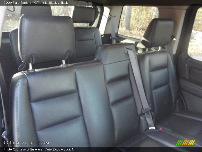Black / Black 2009 Ford Explorer XLT 4x4