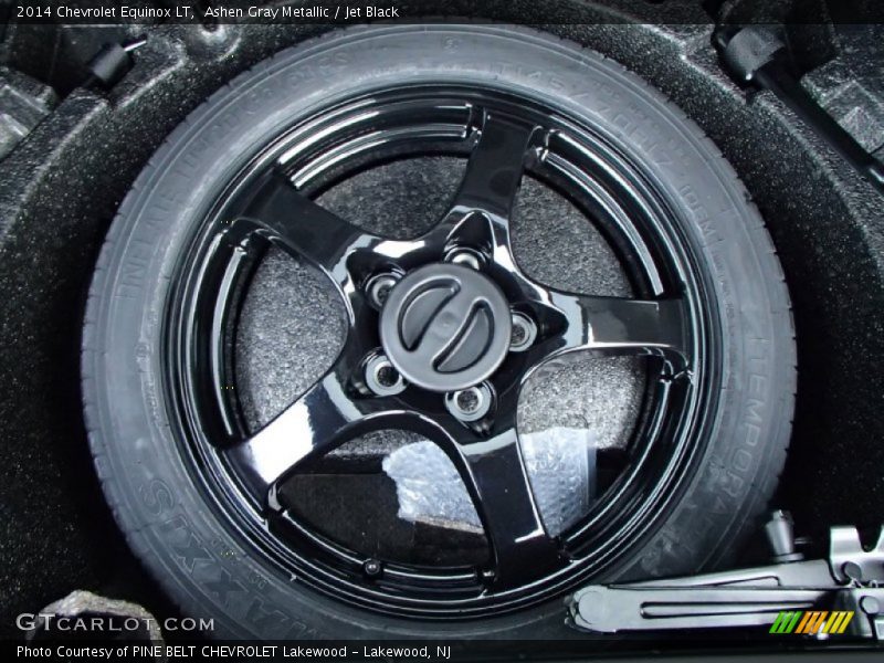 Ashen Gray Metallic / Jet Black 2014 Chevrolet Equinox LT