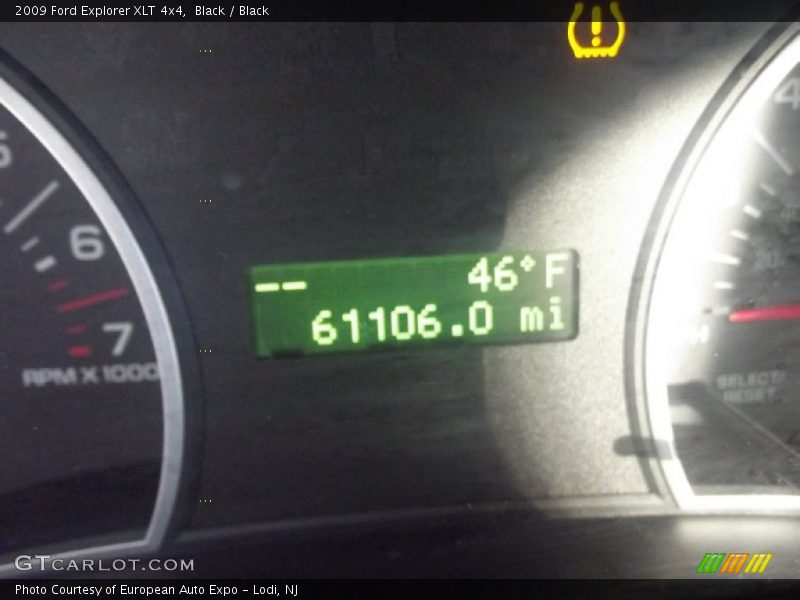 Black / Black 2009 Ford Explorer XLT 4x4