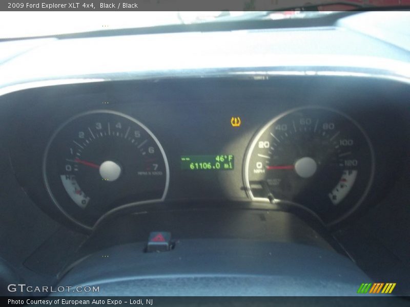Black / Black 2009 Ford Explorer XLT 4x4
