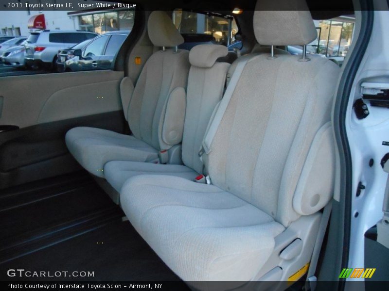 Super White / Bisque 2011 Toyota Sienna LE