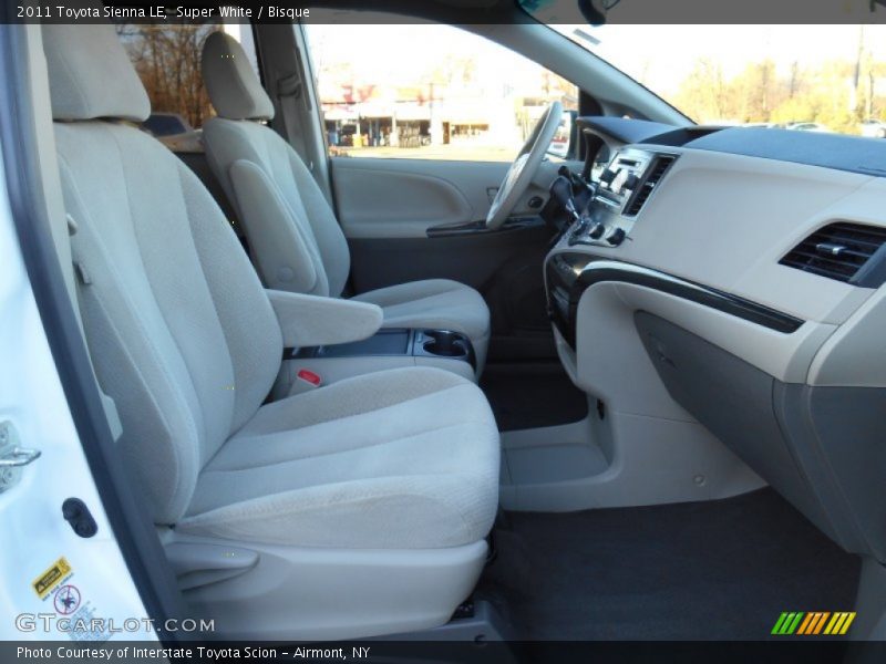 Super White / Bisque 2011 Toyota Sienna LE