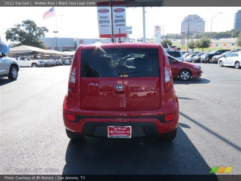 Molten Red / Black Soul Logo Cloth 2012 Kia Soul !