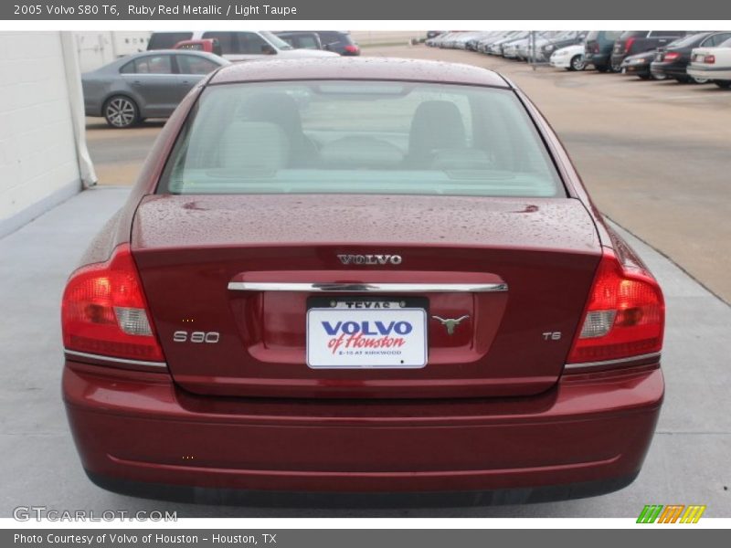 Ruby Red Metallic / Light Taupe 2005 Volvo S80 T6