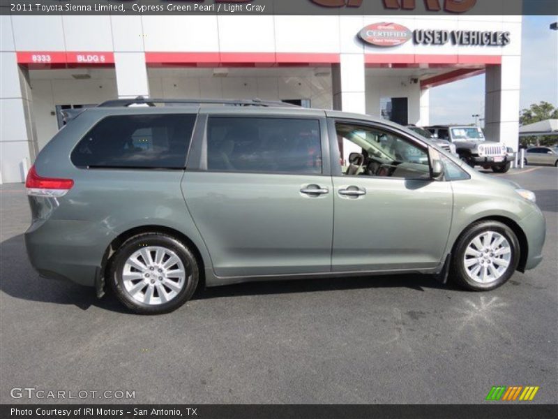 Cypress Green Pearl / Light Gray 2011 Toyota Sienna Limited