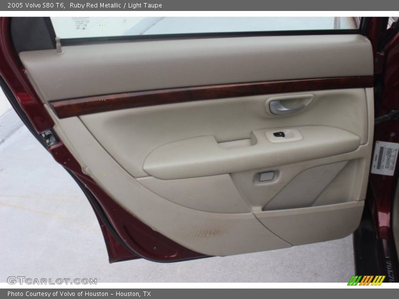 Ruby Red Metallic / Light Taupe 2005 Volvo S80 T6