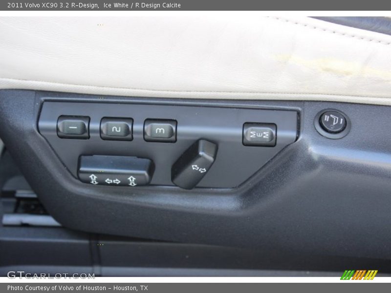 Controls of 2011 XC90 3.2 R-Design