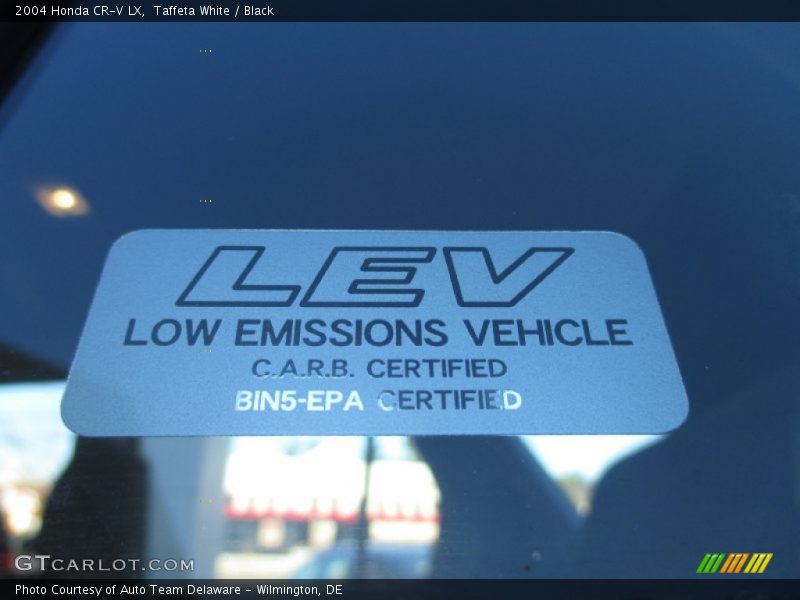 Taffeta White / Black 2004 Honda CR-V LX