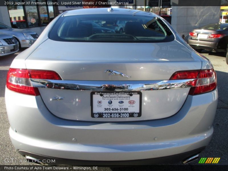 Liquid Silver Metallic / Charcoal/Charcoal 2009 Jaguar XF Premium Luxury