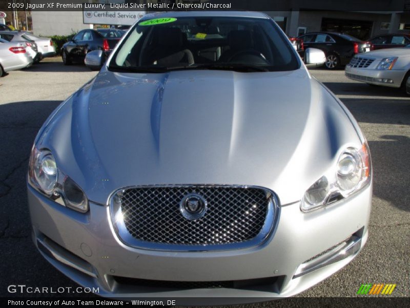 Liquid Silver Metallic / Charcoal/Charcoal 2009 Jaguar XF Premium Luxury