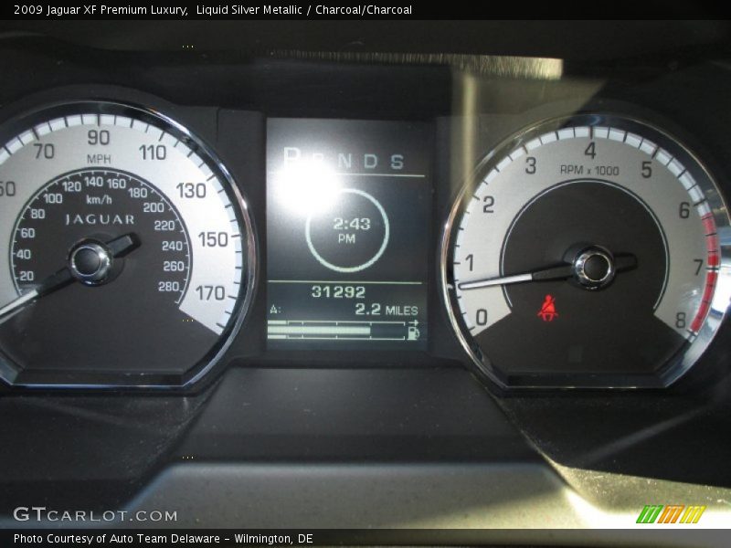 Liquid Silver Metallic / Charcoal/Charcoal 2009 Jaguar XF Premium Luxury