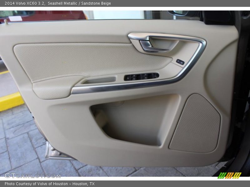 Seashell Metallic / Sandstone Beige 2014 Volvo XC60 3.2