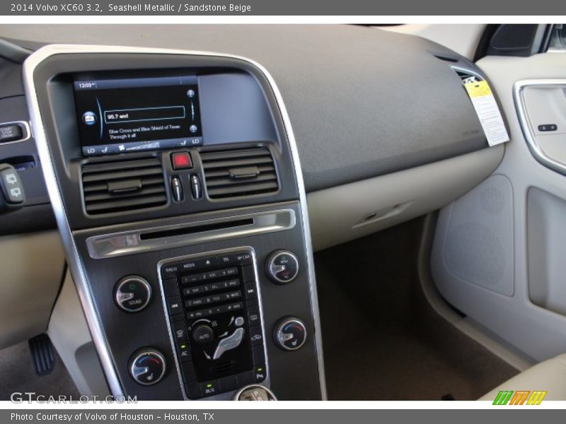 Seashell Metallic / Sandstone Beige 2014 Volvo XC60 3.2