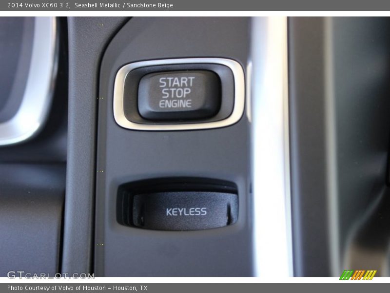 Seashell Metallic / Sandstone Beige 2014 Volvo XC60 3.2