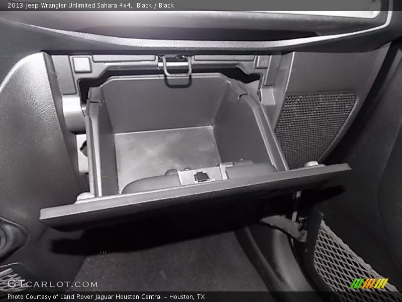 Black / Black 2013 Jeep Wrangler Unlimited Sahara 4x4
