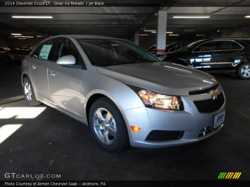 Silver Ice Metallic / Jet Black 2014 Chevrolet Cruze LT