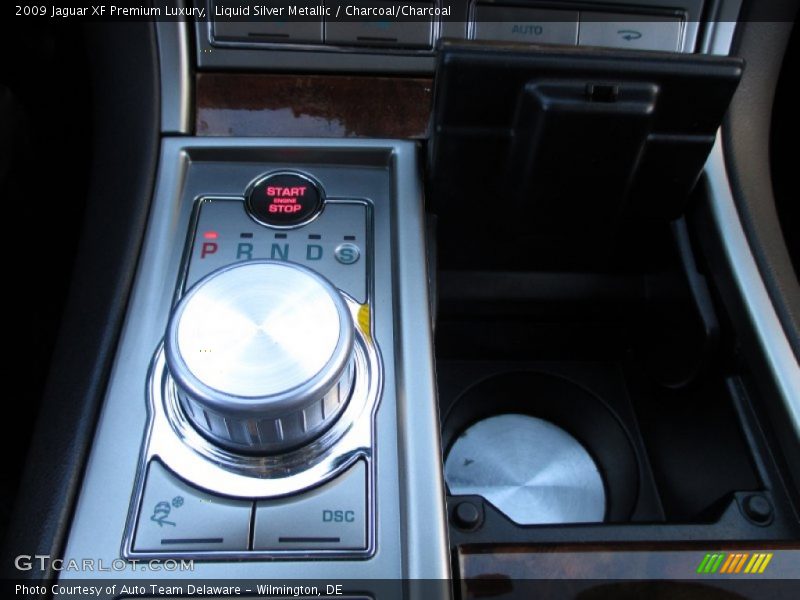 Liquid Silver Metallic / Charcoal/Charcoal 2009 Jaguar XF Premium Luxury