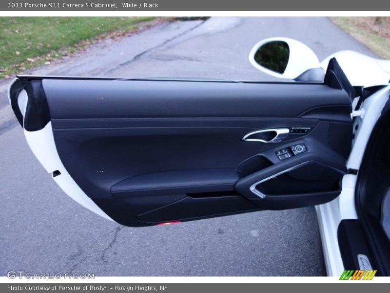Door Panel of 2013 911 Carrera S Cabriolet